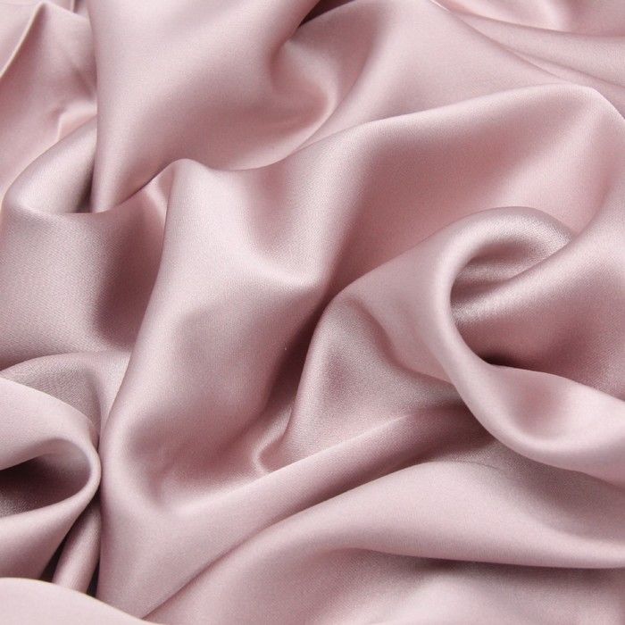 Ткань плательная, сатин стрейч, ширина 150 см, цвет бежево-розовый.